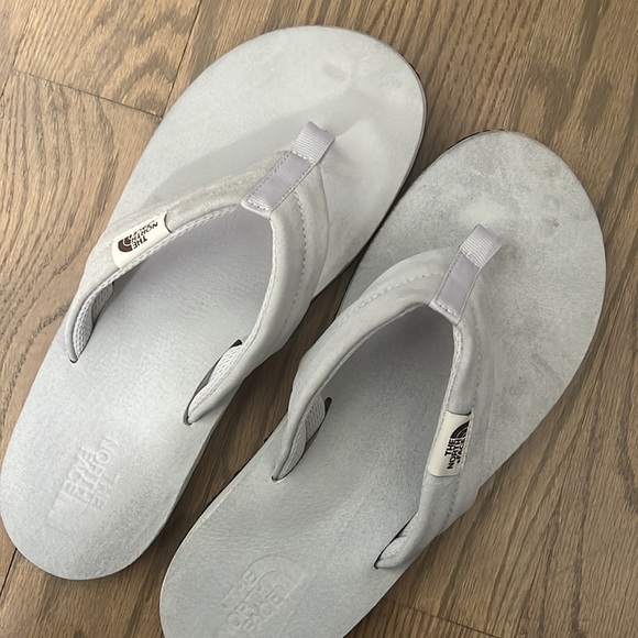 TheNorthFace Base Camp Leather Flip-Flop - Picture 2 of 7